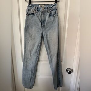 Abercrombie & Fitch Women's Light Blue Straight Leg Jeans